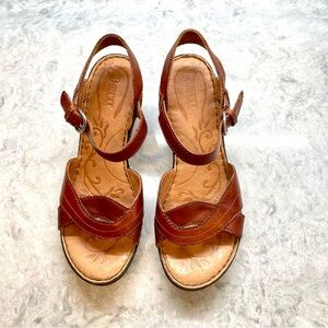 Born Sandal Slide Wedge Women 8 saddle brown Leather Comfort Cushioned